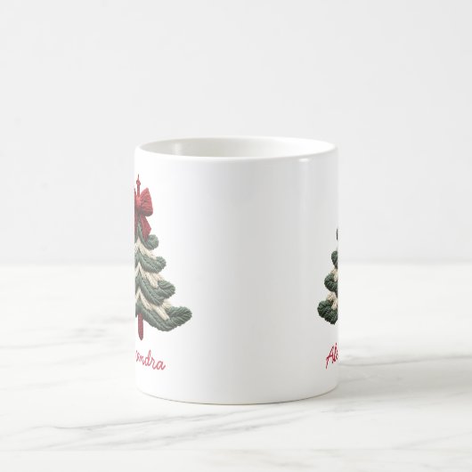 Custom Name Cozy Rustic Embroidered Christmas Tree Kaffeetasse (Mittel)