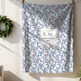 Custom Name Dusty Blue Toile Floral Cozy Blanket Sherpadecke
