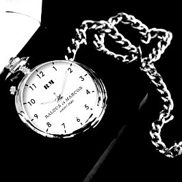 Custom name engraved  blue armbanduhr