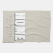 Custom Name Est. Home Minimalist Modern Beige Gray Geschirrtuch (Horizontal)