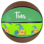 Custom name floral pattern on green basketball (Vorderseite)
