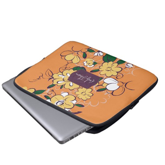 Custom Name Floral Pattern Orange Yellow White Laptopschutzhülle (Vorne Knopf)