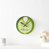 Custom Name Funny Matcha Latte Lover Green Tea Runde Wanduhr (Zuhause)