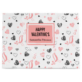 Custom Name Pink Black Hearts Simple Valentine Große Geschenktüte (Vorderseite)