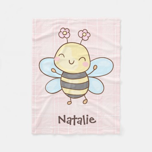 Custom name pretty litlle bee flying happily pink fleecedecke (Vorderseite)