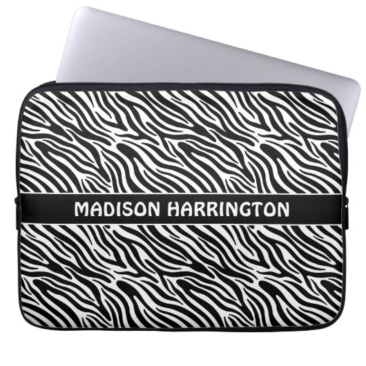 Custom Name Zebra Pattern Laptopschutzhülle (Vorderseite)
