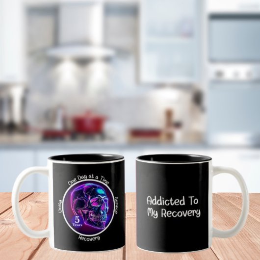 Custom Neon Skull 12-Stufen Meilenstein Geschenk Zweifarbige Tasse