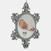 Custom Newborn Keepake Baby Foto Schneeflocken Zinn-Ornament (Links)