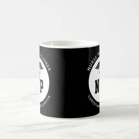 Custom NP Nurse Practitioner Abschluss Caduceus Kaffeetasse (Mittel)