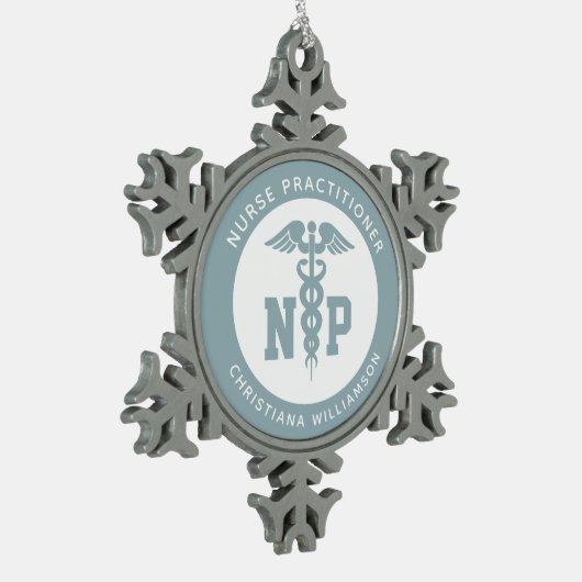Custom NP Nurse Practitioner Abschluss Caduceus Schneeflocken Zinn-Ornament (Links)