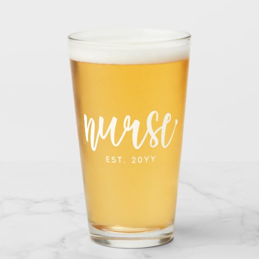 Custom Nurse Est Typografy Nurse RN Abschluss Glas (Vorne (Gefüllt))