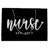 Custom Nurse Est Typografy Nurse RN Abschluss Große Geschenktüte (Rückseite)