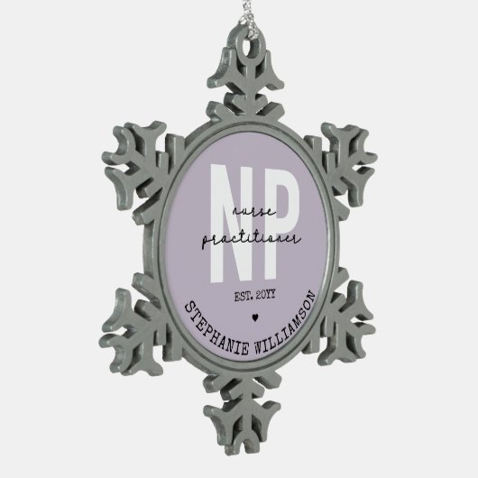 Custom Nurse Practitioner NP Abschluss Geschenk Schneeflocken Zinn-Ornament (Links)