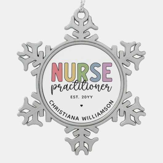 Custom Nurse Practitioner NP Nurse Abschluss Schneeflocken Zinn-Ornament (Vorderseite)