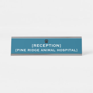 Custom Office Reception Name Plate | VET & Medical Schreibtischnamensplakette