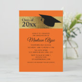 Custom Orange Gold Black Cap Abschluss Einladung (Stehend Vorderseite)