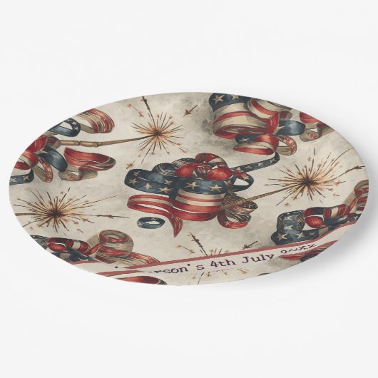 Custom Patriotic Flag Banner Fireworks 4. Juli Pappteller (Schrägansicht)