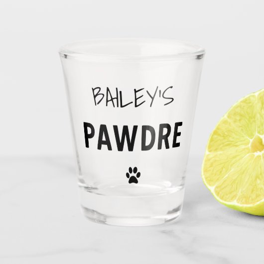Custom Pawdre Typografy Dog Vater New Dog Eigentüm Schnapsglas (Vorderseite)
