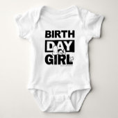 Custom Peanuts | Snoopy Birthday Girl Baby Strampler (Vorderseite)