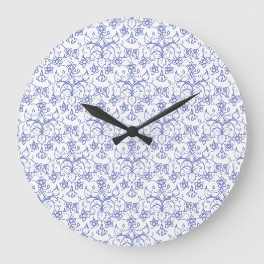 Custom Periwinkle Blue on White Decoration Floral Große Wanduhr (Vorderseite)
