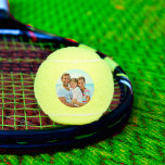 Custom Personalisiert Tennis Player Foto Tennisbälle<br><div class="desc">Spaß Neues Geschenk für Ihr Lieblings-Tennisace. Single oder Doppel-Spieler werden dieses Foto Tennisball Liebe. Ideal für Ausflüge auf dem Hof oder als Display in Ihrem Büro. Fügen Sie Ihr Lieblings-Foto Ihrer Familie,  Haustier,  Firma oder Person hinzu.</div>