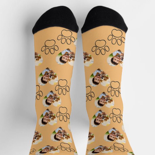 Custom Pet Photo & Paw Prints Black Socks Socken (Oben)