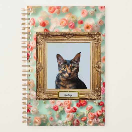 Custom Pet Portrait Notebook – Your Cat in a Frame Planer (Vorderseite)