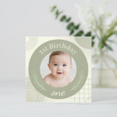 Custom Photo First Birthday - Personalized Sage Einladung (Stehend Vorderseite)