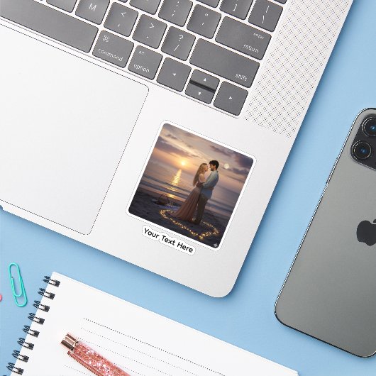 Custom Photo Personalized Custom-Cut Vinyl Sticker (Laptop mit iPhone)