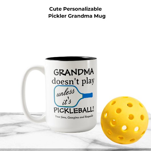 Custom Pickleball Grandma Funny Modern Typography Zweifarbige Tasse