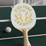 Custom Ping Pong Champion Paddle für Champions Tischtennis Schläger<br><div class="desc">Personalisiertes Tischtennispaddel für Power Tischtennisspieler. Pop deine Initialen auf das Paddel und spiele ab. Spezielle Anfrage für ein doppelseitig bedrucktes Tischtennispongpaddel für Tischtennismeister. Geeignet für alle Tischtennis-Turniere und den Vater,  der gerne Ihre Punktzahl schlägt.</div>