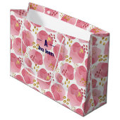 Custom Pink Floral Geschenktasche - Personalisiert Große Geschenktüte (Vorderseite Schrägansicht)