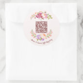 Custom QR Code Floral Frame Wedding Gift Registry Runder Aufkleber (Tasche)