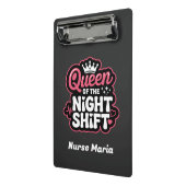 Custom Queen of the Night Shift Pink Nurse Crown Mini Klemmbrett (Gewinkelt2)