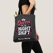 Custom Queen of the Night Shift Pink Nurse Crown Tasche (Von Nahem)
