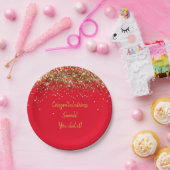 Custom Red and Gold Graduation Party Glitzer Ihr Pappteller (Party)