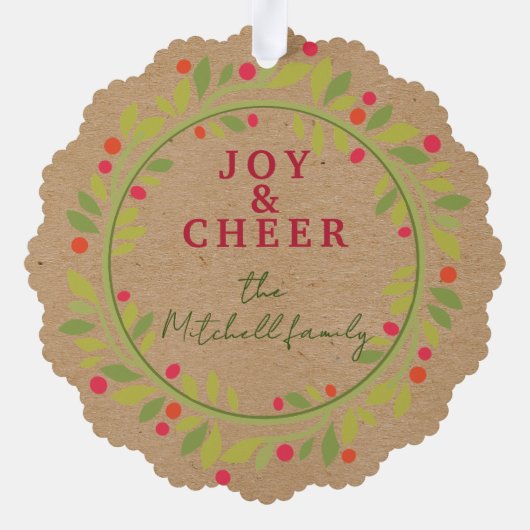 Custom Red Berries Green Blätter Kranz Ornament Karte (Rückseite)