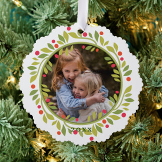 Custom Red Berries Green Leaves Wreath Ornament Karte