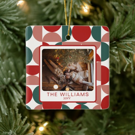 Custom Red Christmas Geometric Muster 2 Fotos Keramikornament (Baum)