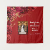 Custom Red Floral Wedding Anniversary Tapestes Wandteppich (Vorderseite)
