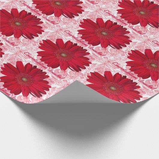Custom Red Gerber Daisy Foto Geschenkpapier (Ecke)