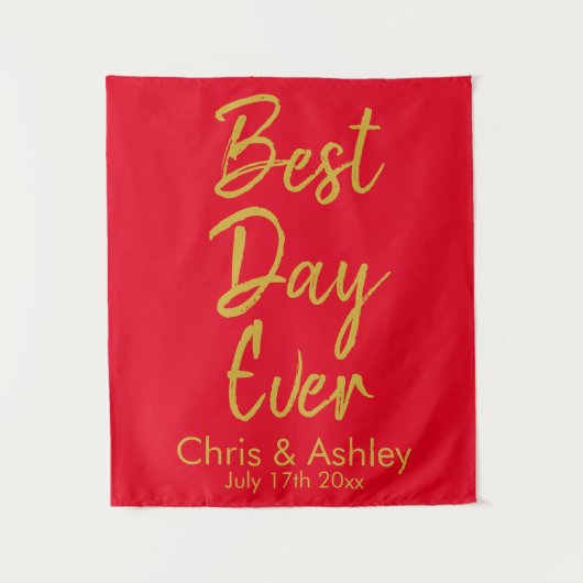 Custom Red & Gold Hochzeitsempfang Bester Tag je Wandteppich (Vorderseite)