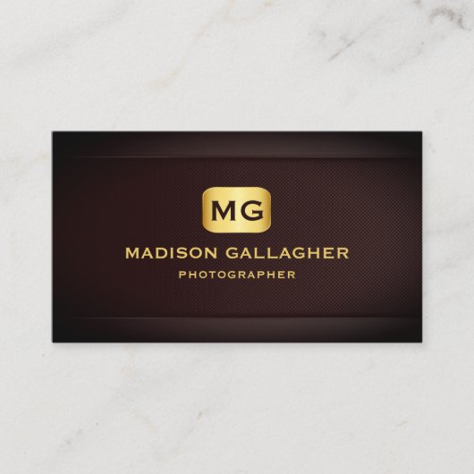 Custom Red Maroon Gold Creative Media Beruflich Visitenkarte (Vorderseite)