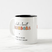 Custom Retro World's Best Neighbors Zweifarbige Tasse (Vorderseite Links)