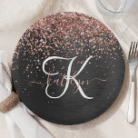 Custom Rose Gold Glitzer Black Sparkone Monogram Pappteller<br><div class="desc">Dieses elegante,  elegante Papierplattendesign mit hübschem,  vergoldeten Glitzer aus Rose auf schwarz gebürstetem metallischem Hintergrund ist einfach zu personalisieren.</div>