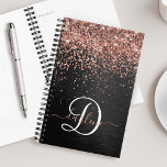 Custom Rose Gold Glitzer Black Sparkone Monogram Planer<br><div class="desc">Dieses elegante Design mit hübschem vergoldetem Glitzer aus Rose auf schwarz gebürstetem metallischem Hintergrund ist einfach zu personalisieren.</div>