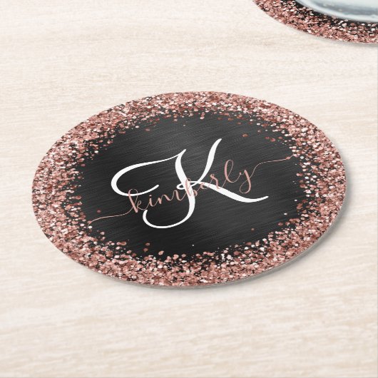 Custom Rose Gold Glitzer Black Sparkone Monogram Runder Pappuntersetzer (Angewinkelt)