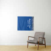 Custom Royal Blue Silver Wedding Foto Booth Prop Wandteppich (Beispiel (Horizontal))