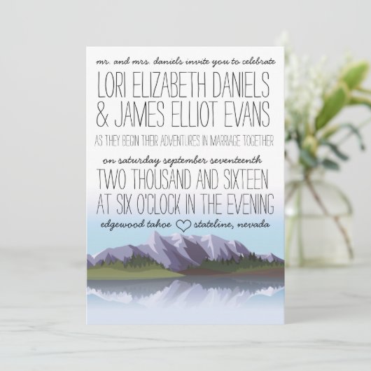 Custom Rustic Lake & Mountatin Hochzeit Einladung (Stehend Vorderseite)