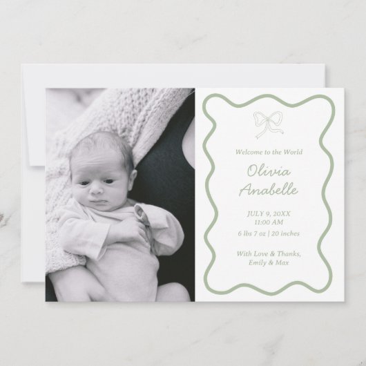 Custom Sage Green Bow Wavy Boho Collage Baby Birth Ankündigung (Vorderseite)